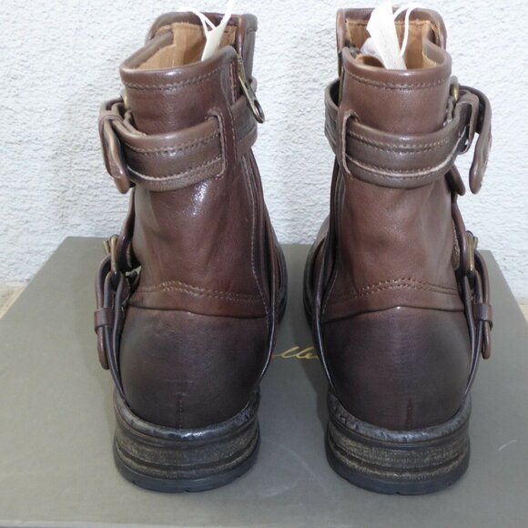 ❤️SALE UGG Italian Collection Elisabeta Moto Boots 5.5 NEW IN BOX - Picture 6 of 14